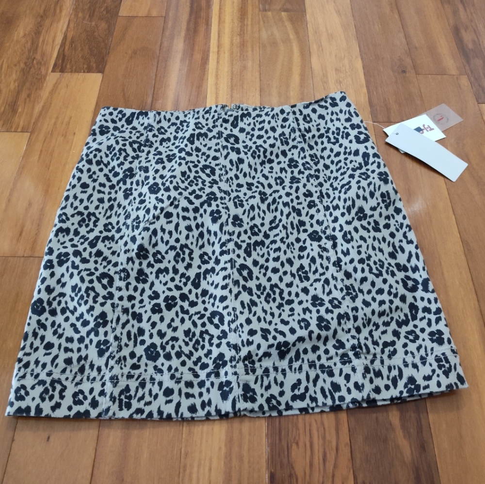Black and Tan Mini Skirt for Night Out Jolt Animal Leopards Cheeta Print